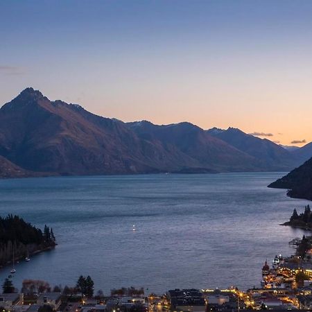 Villa De Luxe, A Relax It'S Done Luxury Holiday Home Queenstown Extérieur photo