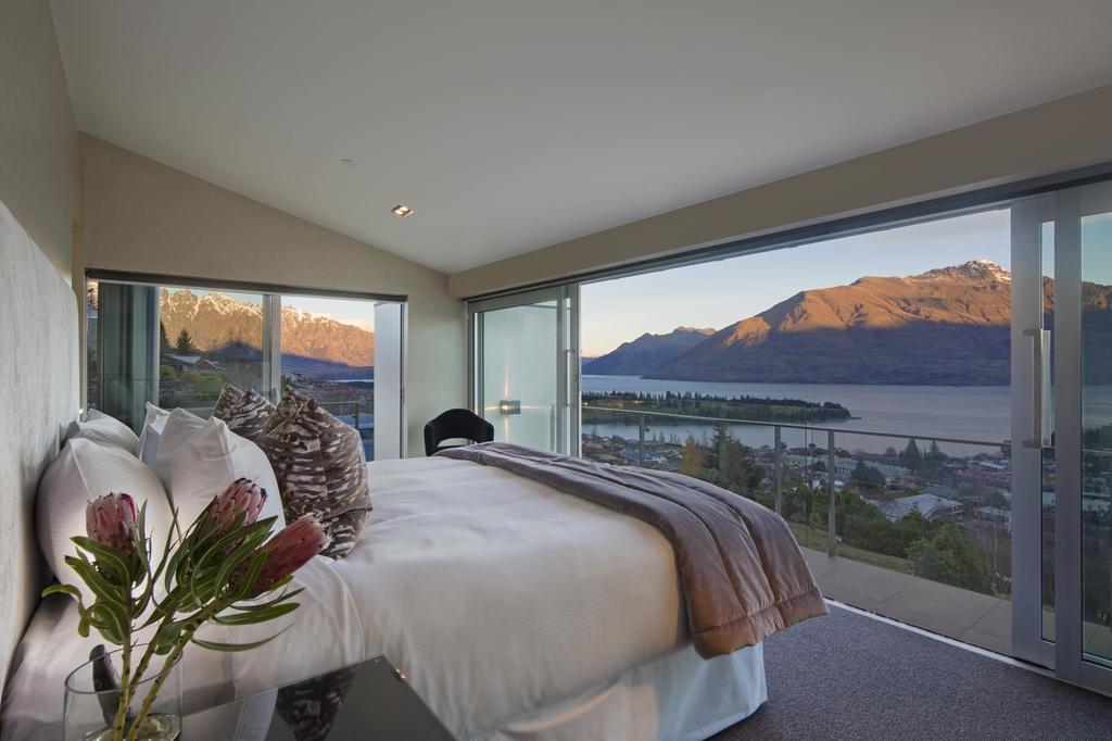 Villa De Luxe, A Relax It'S Done Luxury Holiday Home Queenstown Extérieur photo