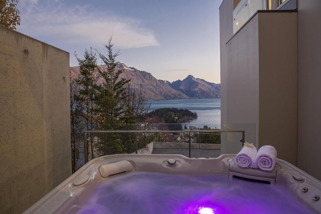 Villa De Luxe, A Relax It'S Done Luxury Holiday Home Queenstown Extérieur photo
