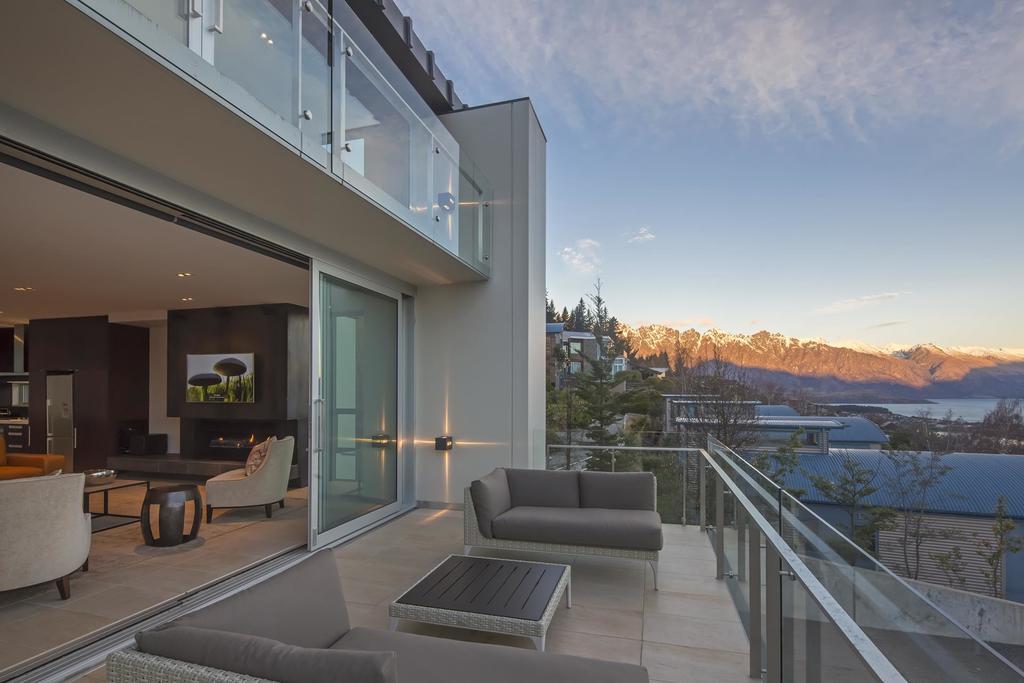 Villa De Luxe, A Relax It'S Done Luxury Holiday Home Queenstown Extérieur photo